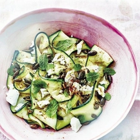 Salade de courgettes grillées, feta et menthe